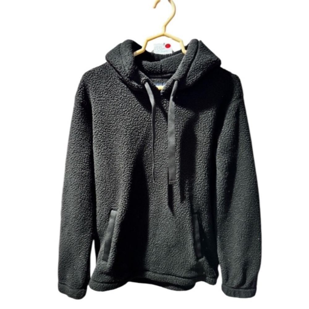 372. Abercrombie‎ & Fitch Sherpa Hooded Pullover M